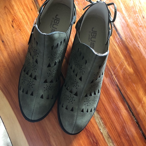 JBU Evelyn boots olive color - Picture 7 of 13